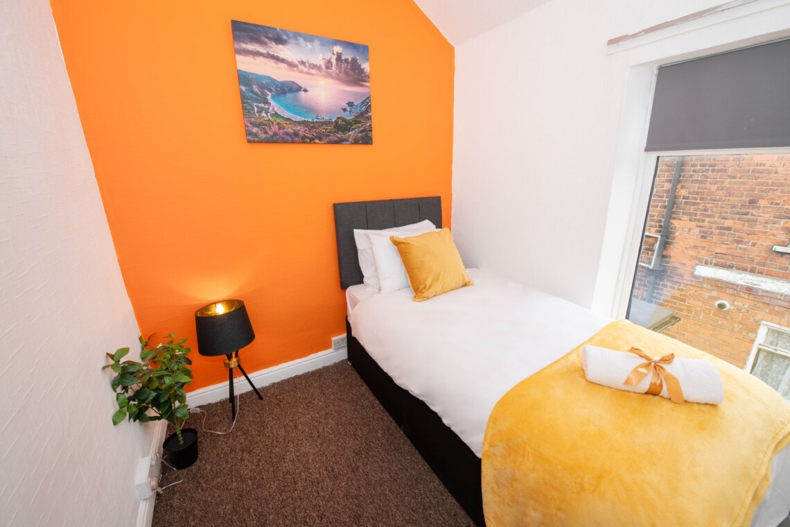 1e6fc24e8fcd63956903a5734f470103