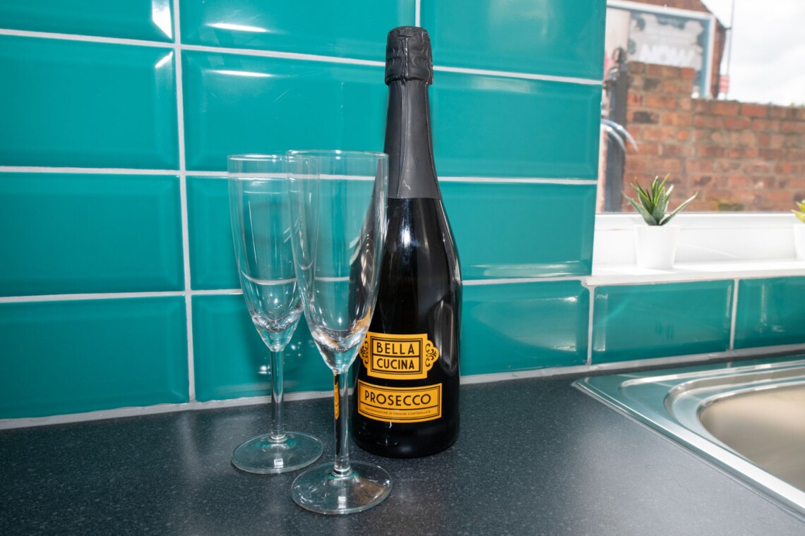 fe9d1780a1edb66553b3c2cbe379d711